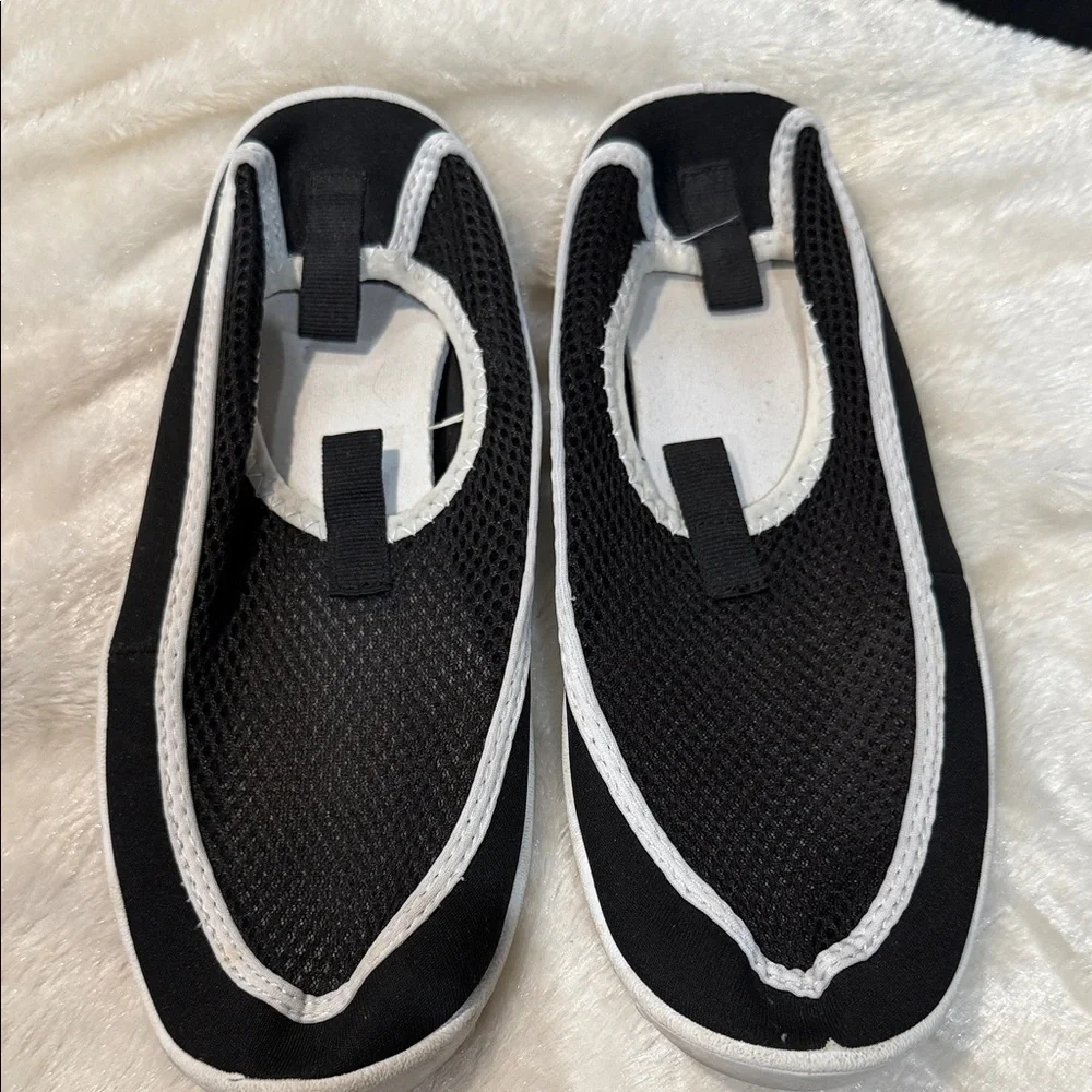 Black and‎ White Slip-On Shoes